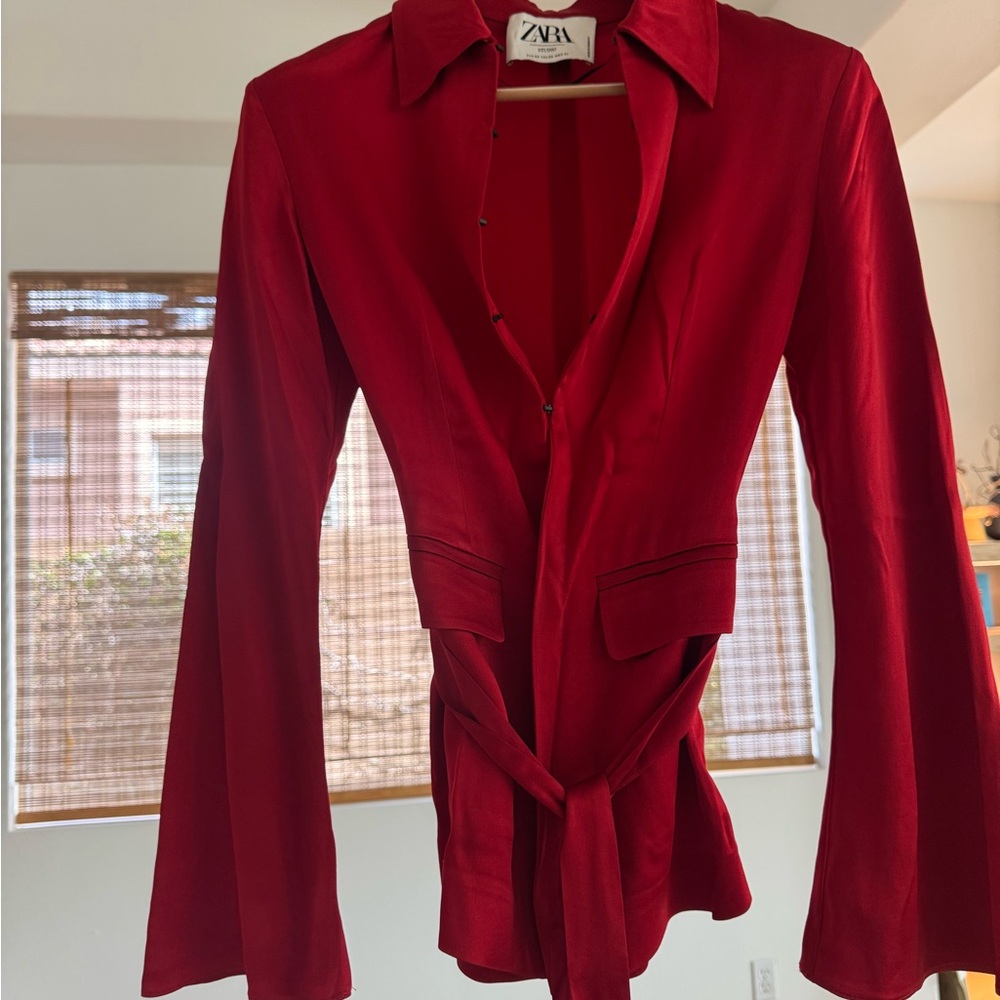 Zara Women's Studio Limited Edition Satin Blazer Jacket Red Bell Sleeves
